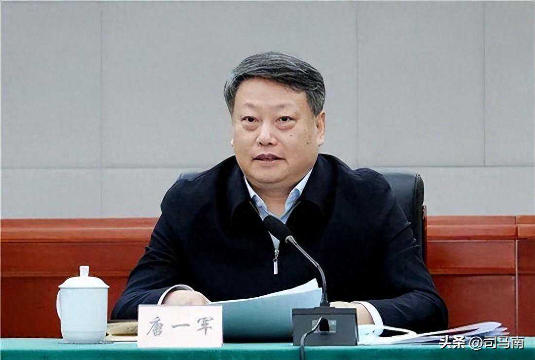 司马南：司法部长捐出上海几十间房子外加1栋楼，值多少钱？