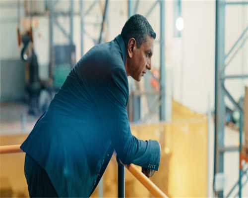 玉雕大师的惊艳之作：奇形怪状俏金蝉，吃知了挺好，看知了也不错