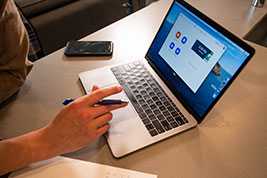 龙年出生的女宝宝起名测名：大气文雅的女孩名字 在浩瀚的...